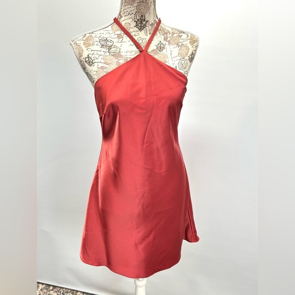 LULU'S Rose Red halter neck satin mini dress size L - Picture 11 of 15